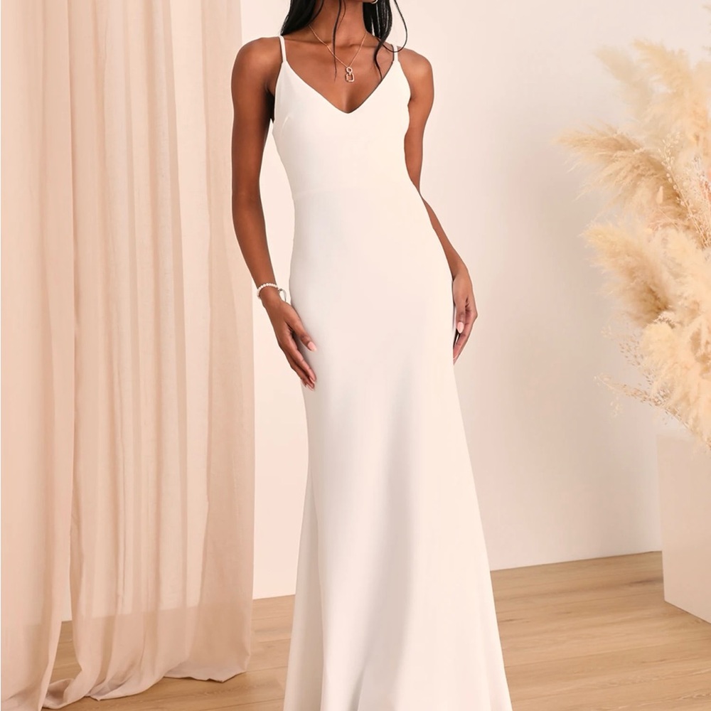 Elegant White Maxi Dress